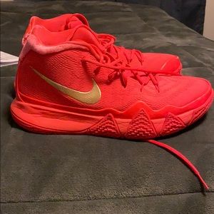 Nike Kyrie 4 Red Carpet